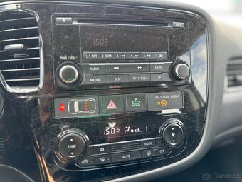 Mitsubishi Outlander 2.0 i16/V110KW r.v.10/2012 - 4