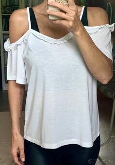 Trička/topy vel.38/M s odhalenými rameny - 4