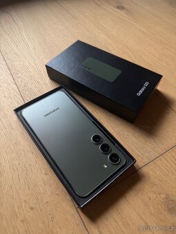 Samsung Galaxy S23 128GB zelený - 4