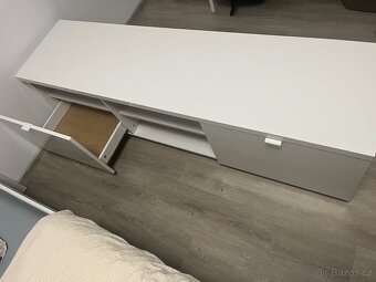 TV komoda BYÅS - 4