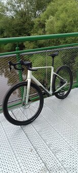 Cube nuroad C62EX 2025 - 4