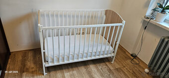 Dětská postýlka s medvídky - 4