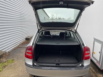 Skoda octavia 2.0 tdi 103 kw serviska - 4