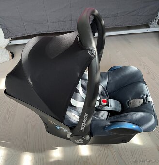 Maxi-Cosi CabrioFix Essential Graphite - 4
