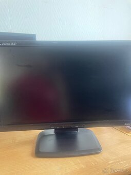 Prodám monitor iiyama ProLite E2208HDSV - 4
