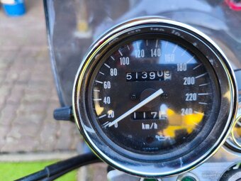 Suzuki Inazuma GSX 750 - 4
