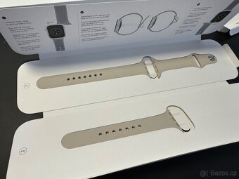 Apple Watch SE 44mm Gold (zlaté), hliníkové + NOVÝ Řemínek - 4