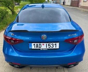 Alfa Romeo Giulia Q4 Veloce - 4