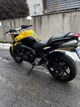 Yamaha fazer 600 - 4