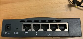 Širokopásmový Router Barricade - 4