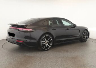 Porsche Panamera - 4