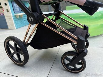 Prodám kočárek Cybex Priam – Simply Flowers Light Pink, - 4