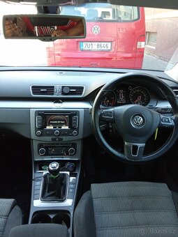 VW Passat B7 2.0 tdi sport bluemotion 2011 - 4