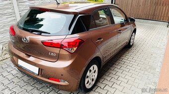 HYUNDAI i20 1.2 16V 55KW Comfort koupeno v CZ,jen 58 000km - 4