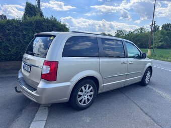 Chrysler Town Country 3,6 LPG Limited DVD 2014 - 4