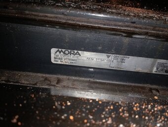 Sklokeramická deska Electrolux a trouba Mora - 4