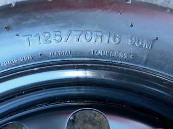 Rezerva 16" 1K0601027S 31,5Jx16 H2 ET25,5 pneu 125/70/R16 - 4