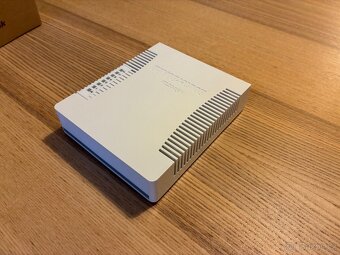 WiFi router MikroTik RouterBOARD hAP ac - 4