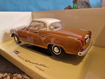 prodám nový model 1:18 Borgward Isabela coupe - 4