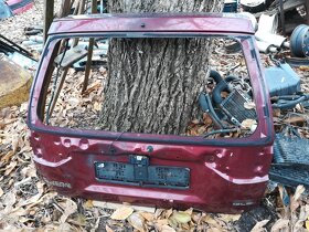 Pravé zadní a páté dveře Mitsubishi Pajero Sport - 4