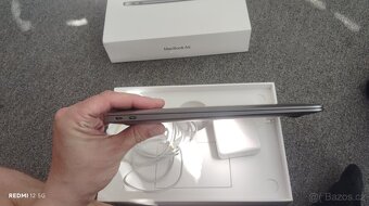 Macbook AIR 13 M1 8 RAM 256GB SSD TOP STAV - 4