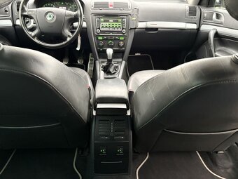 Škoda Octavia Scout 2.0 TDI 4x4 - 4