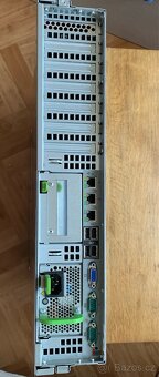 Fujitsu PRIMERGY RX300 S6 - 4