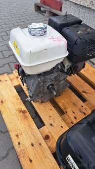 Motor Honda GX270, 9hp - 4