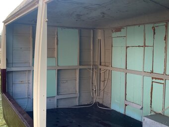 Retro Food Truck - 4