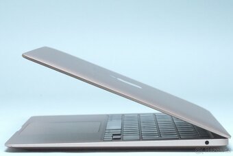ZÁRUKA/Macbook Air 13.3"/M1 (8 CORE) /8GB RAM/256GB SSD/CZ/ - 4