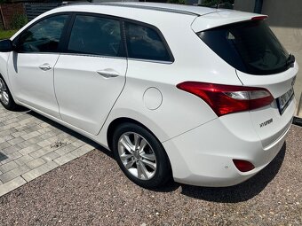 Hyundai i30 kombi 1.6gdi 99kw - 4