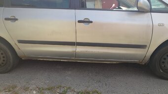 Ford Galaxy - 4