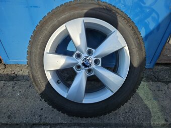 Alu R15 Carme + zimní Goodyear 185/60/R15, Fabia 3 - 4
