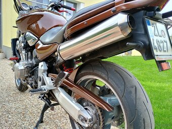Honda Hornet 900 TOP + nový kufr - 4