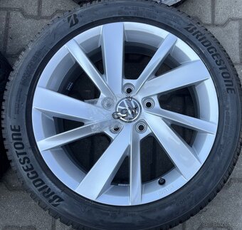 Volkswagen Golf 8 alu 6,5x17 5x112 ET46 pneu 205/50/17 93V - 4