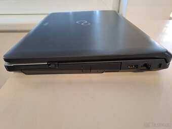 Fujitsu LifeBook S762 - 4
