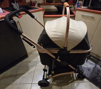 Kočárek pro malé psy nebo kočky. - 4