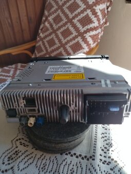 Koupím autorádio na peugeot. - 4