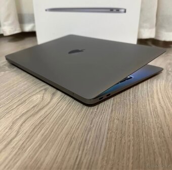 MacBook Air M1 (2020) – 8GB / 256GB / Space Grey – TOP stav - 4