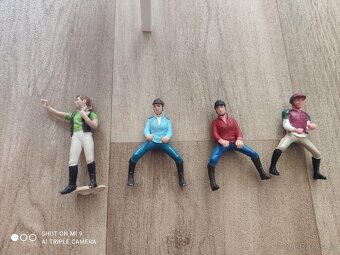 Schleich koně, farma a příslušenství - 4