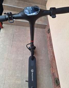 Elektrokolobezka značky: Wegaboard ako nova - 4