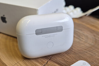 originální APPLE airpods pro (2. generace) - 4