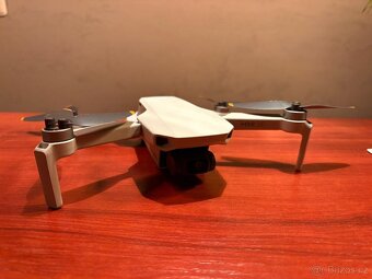 Prodám dron DJI mini Se Fly More Combo - 4