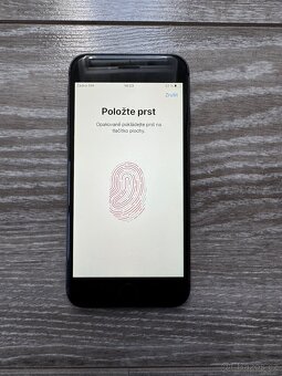 Apple iPhone 8 64GB černý - 4