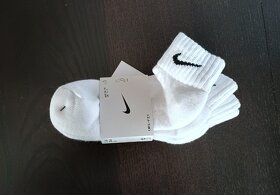 Ponožky Nike, 300Kč/sada=(3páry) - 4