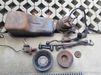 Ford Mustang motor - 4