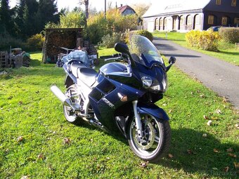 Yamaha FJR 1300 - 4