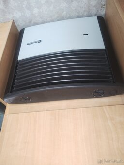 Obytný přívěs karavan - 4