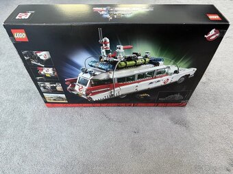 LEGO Icons 10274 Krotitelé duchů – ECTO-1 - 4