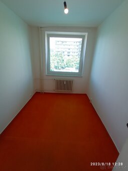 Prodej bytu 3+1, 70 m², Brno – Líšeň, balkon, sklep, osobní - 4